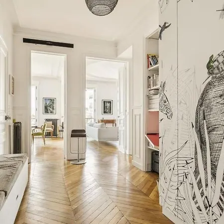 Elegant Hausmannien Proche Champs Elysees Διαμέρισμα *